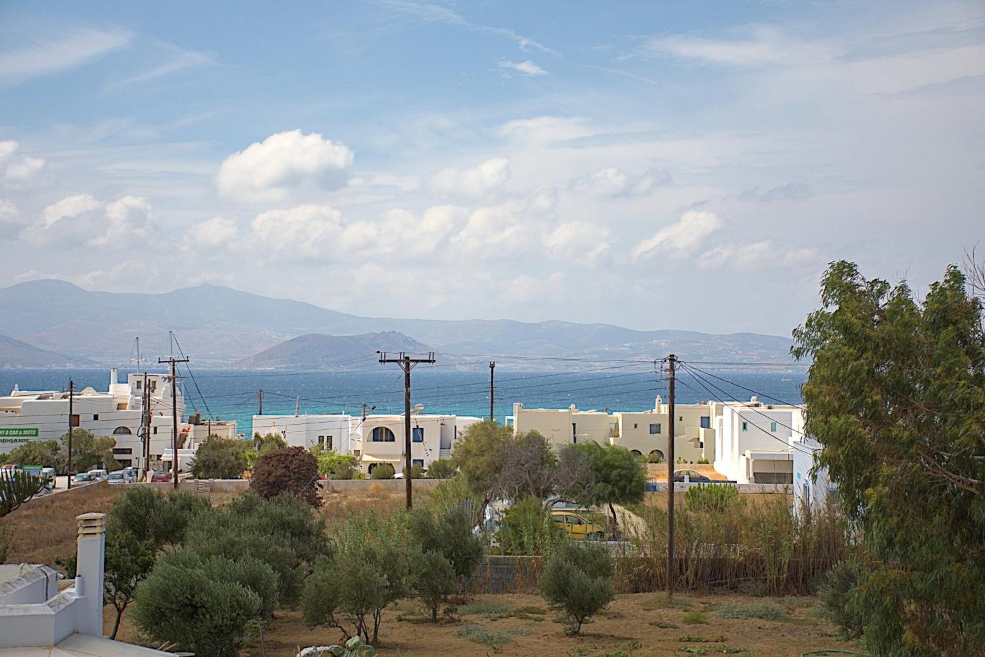 Maroussa Studios Agia Anna  エクステリア 写真