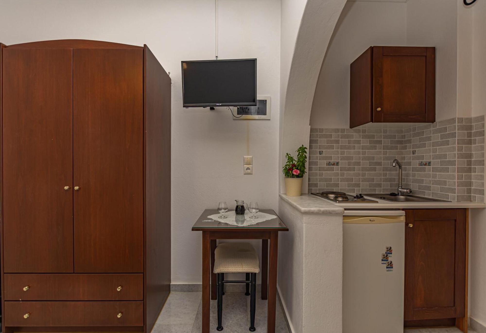 Maroussa Studios Agia Anna  エクステリア 写真