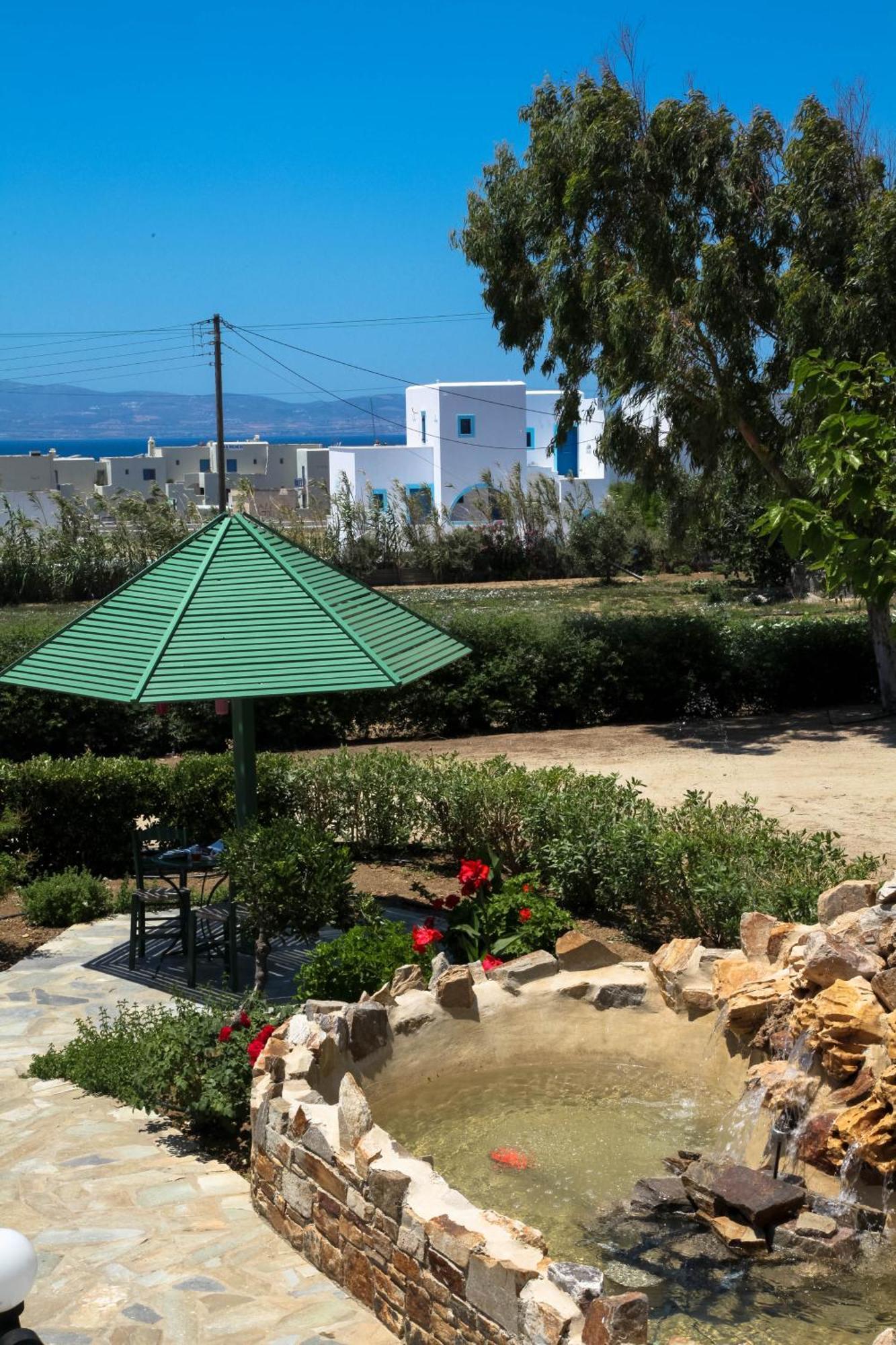 Maroussa Studios Agia Anna  エクステリア 写真