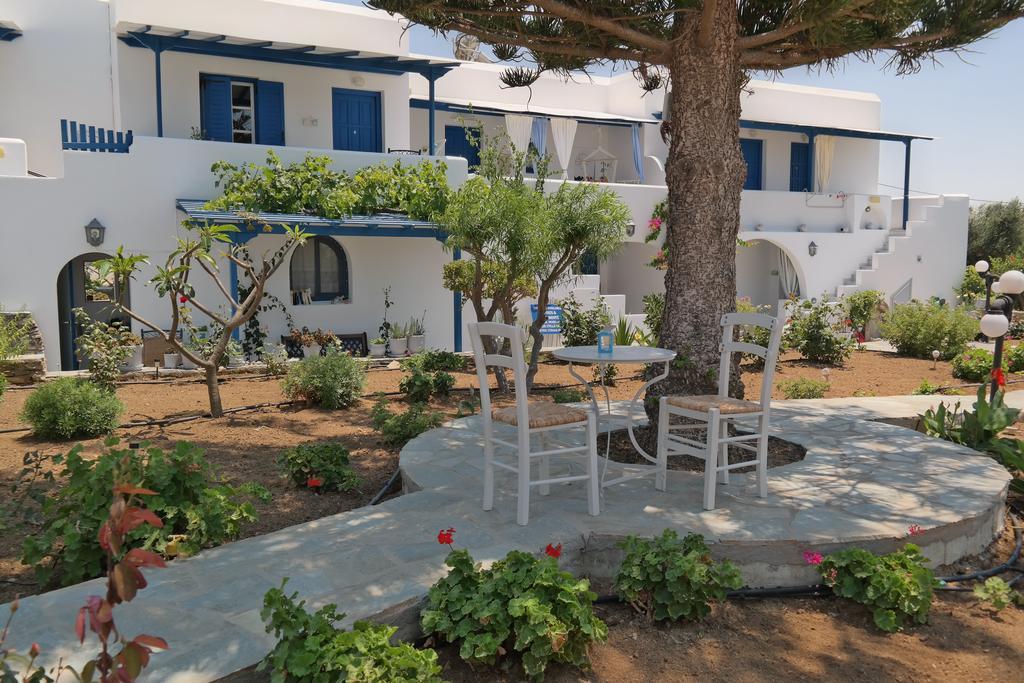 Maroussa Studios Agia Anna  エクステリア 写真